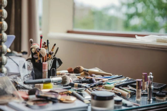 How To Organize Your Beauty Drawers Like a Pro